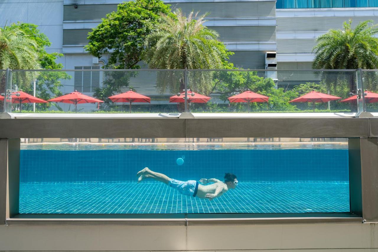 Отель Centre Point Sukhumvit Thong-Lo Бангкок Экстерьер фото