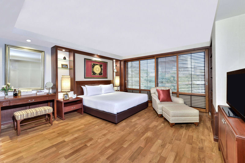 Отель Centre Point Sukhumvit Thong-Lo Бангкок Экстерьер фото