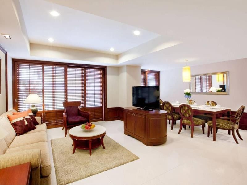 Отель Centre Point Sukhumvit Thong-Lo Бангкок Экстерьер фото